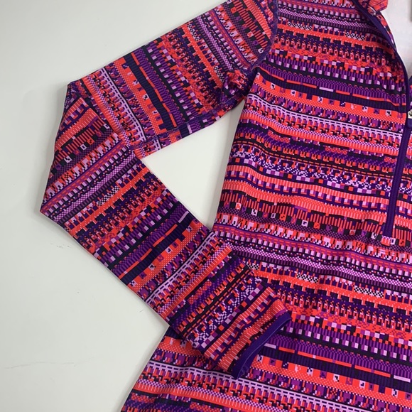 Nike Pro Half Zip Pullover Top Shirt Size Medium Pink Purple Design Compression - Picture 5 of 11